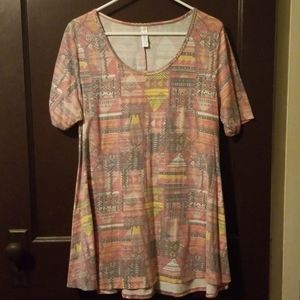 LulaRoe tribal print tee Size L